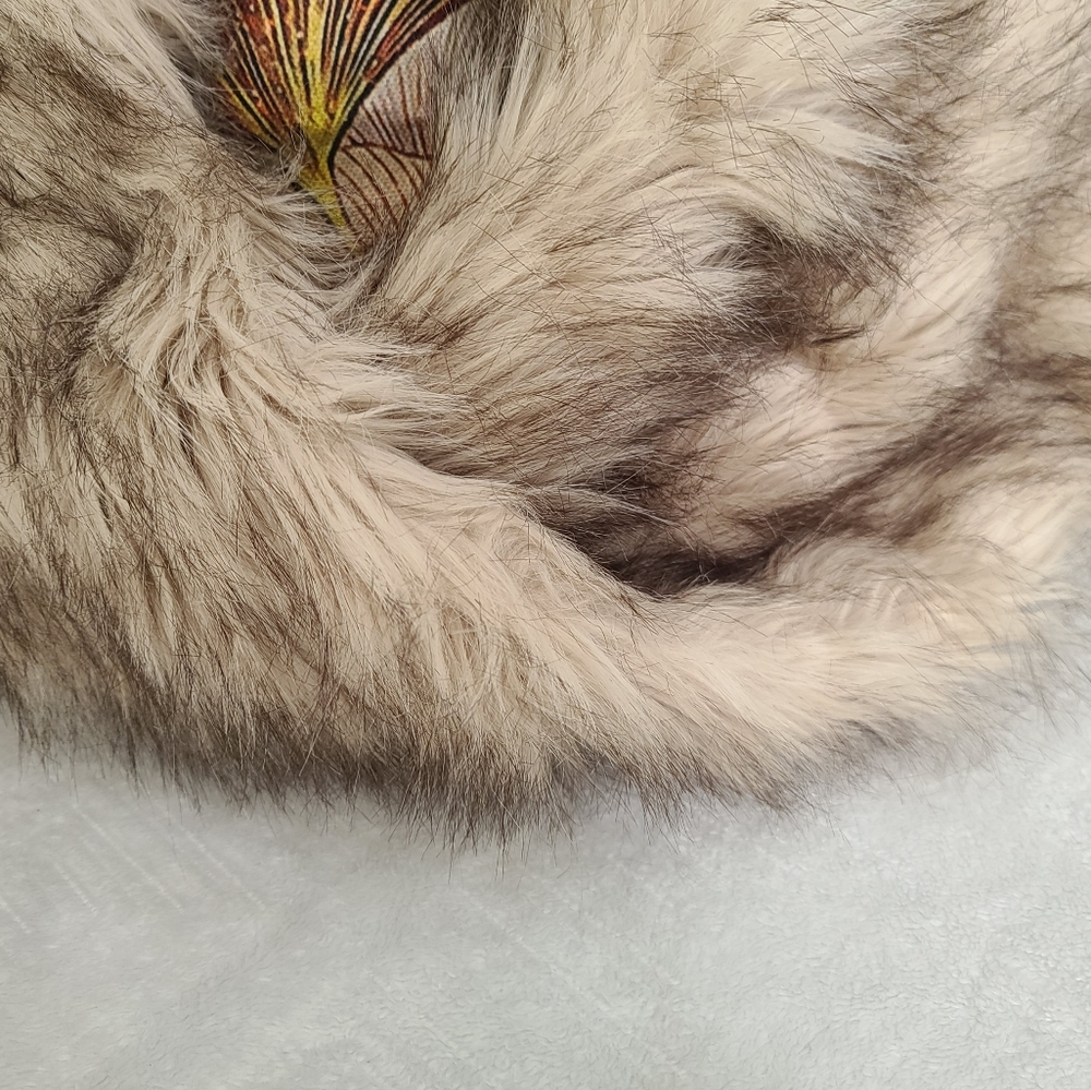 Gorgeous Super Soft Comfortable Brown Fur Wrap/Scarf - Picture 4 of 13
